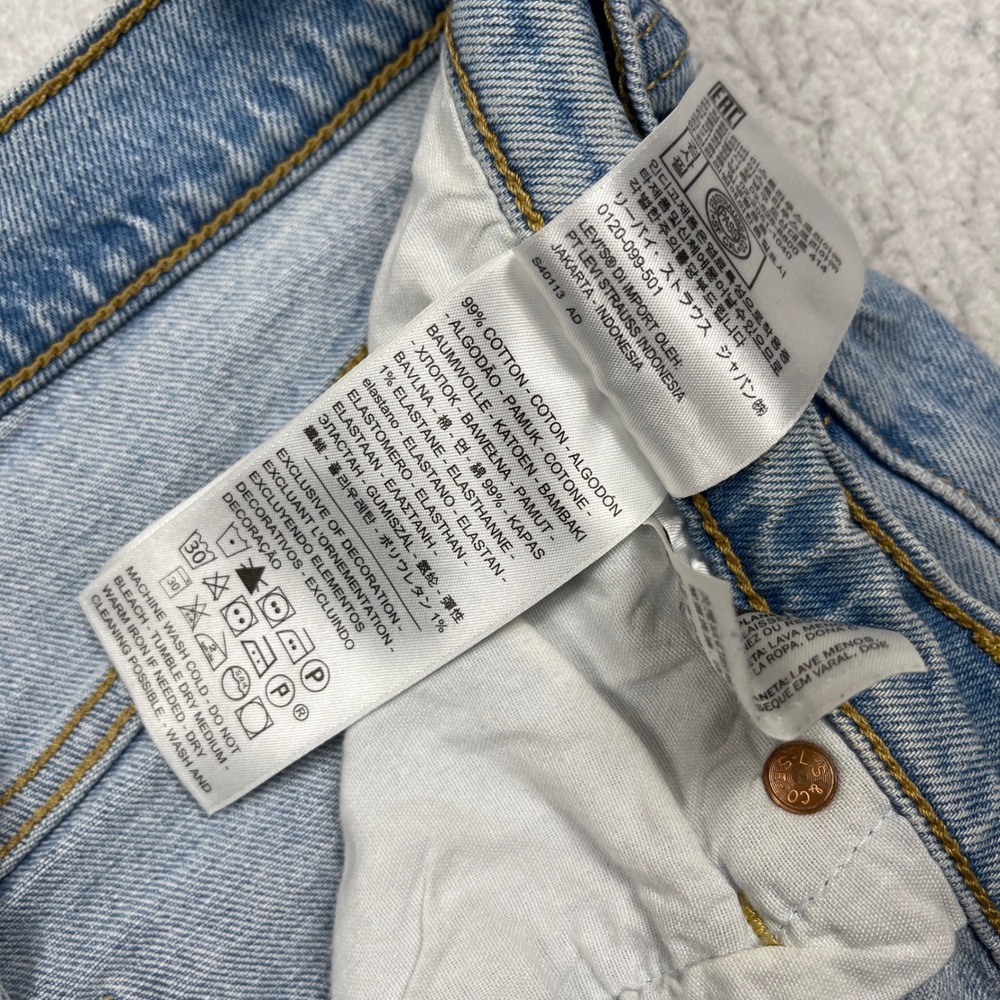 Levis Jeans Womens 31 Light Wash Ribcage Straight Distressed Raw Hem Streetwear - Picture 7 of 12